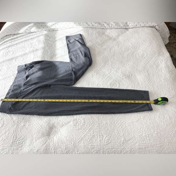 LANDS END PJs NAVY AND WHITE STRIPES PAJAMA SET, MEDIUM, SO SOFT, WOMENS - Picture 7 of 8